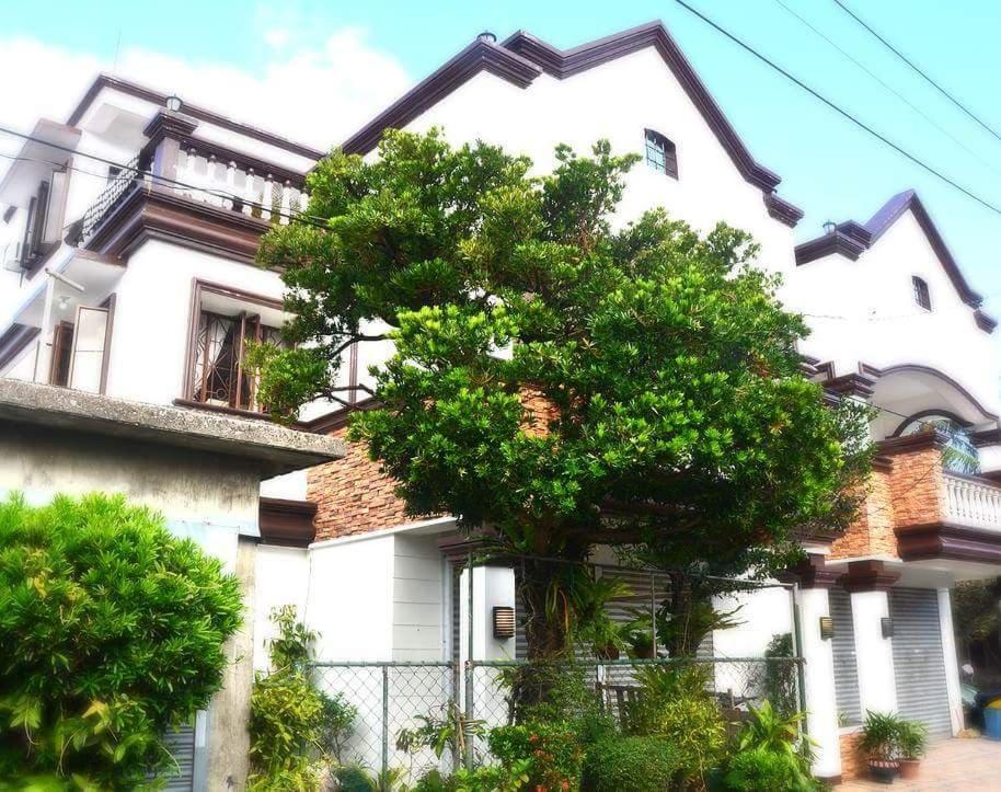 Florabells Iraya Guest House - Batanes Basco Exterior photo